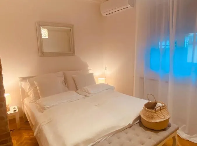 Apartman Tar Pizza La Casa Debrecen